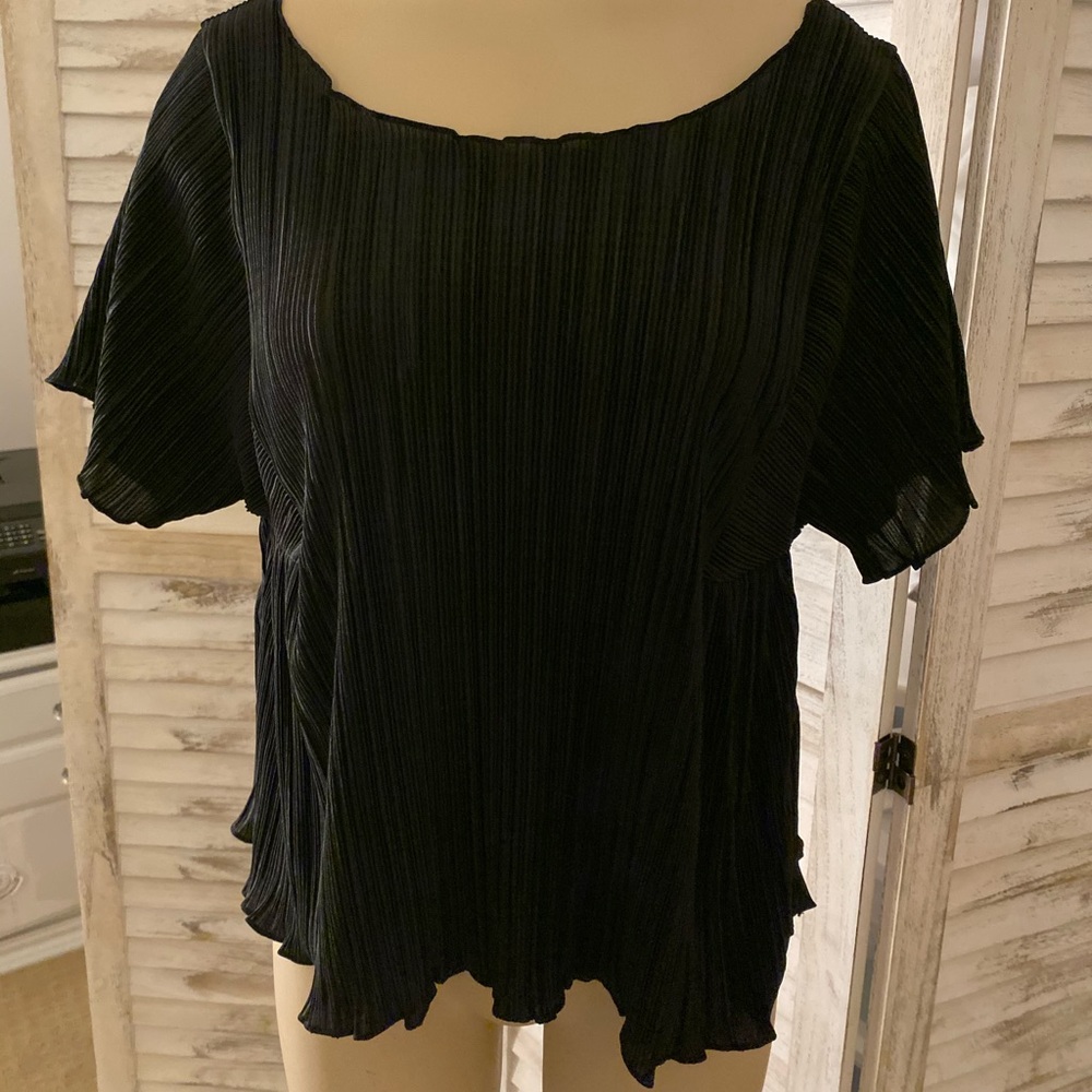 NWT madwell black too small